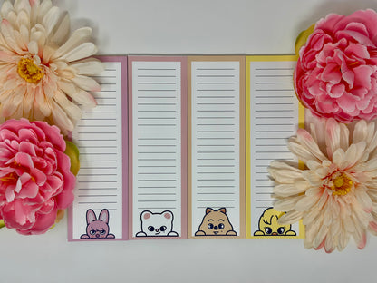 🐾 SKZOO Peek-a-Boo Notepad – Choose Your Member! 💌