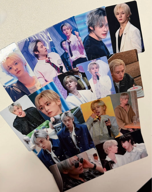 🐱 Iconic Blonde / Oreo Lee Know Bias Lomo Card Pack